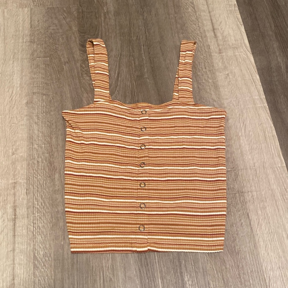 Cropped, ribbed tank top from American Eagle